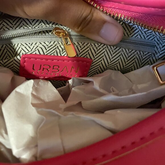 Urban Expressions Vegan Leather Braided Purse/Crossbody Hot Pink. Rare 27947 NWT - Picture 2 of 12